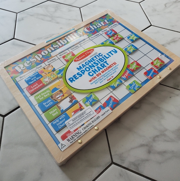 Melissa & Doug Magnetic Responsibility Chart (sealed) - Picture 2 of 8